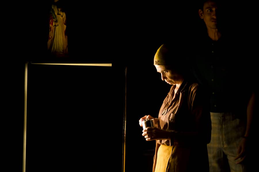 Omaira Abinadé en Escindida. Festival de Jóvenes Directores.  Dirección Francisco Aguana